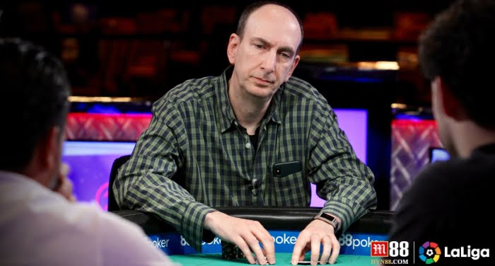 แชมป์ Poker อันดับ 2: Erik Seidel – ครองกำไล WSOP 10 อัน